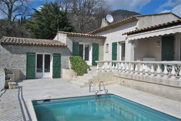 Offres de location Villa 06140